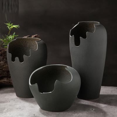 China Unique Flower Vase Set of 3 Decorative Contemporary Outdoor Ceramic Home Decor Large Vases for sale