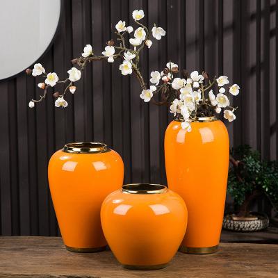 China Large Contemporary Australia Vases For Sale Oriental Ceramic Terracotta Vases Gold Color Vase Wholesale Home Decor for sale