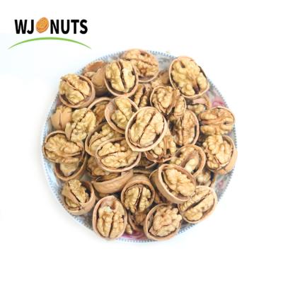 China Xinjiang Walnut Wholesale Cheap Price Dried Sweet Walnut for sale