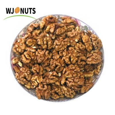 China New Xinjiang Cultured Walnut Kernel Dried Amber Walnut Kernel 1/4 for sale