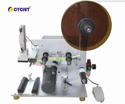 Chine Machine à étiquettes Sus304 d'autocollant plat de CYCJET CLB-120A machine à étiquettes cosmétique à vendre