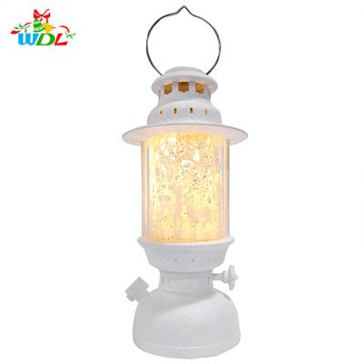 China Christamas Home Decoration/Christmas Snow Globe Swirling Lanterns Gift Scene/Reindeer Decorations New Coming 2020 Souvenir White Water Kerosene Lantern With Hanger for sale