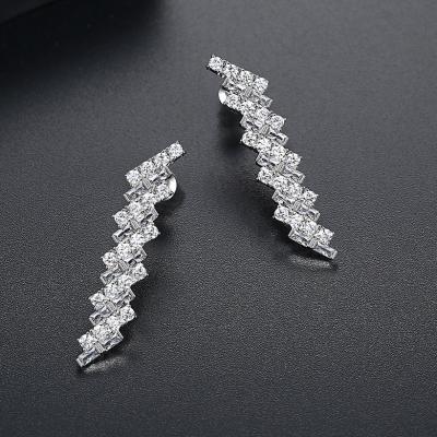 China TRENDY Stud Earrings Long Ladies Copper Inlaid Zirconium Earrings Fashion Wedding Banquet Earrings for sale