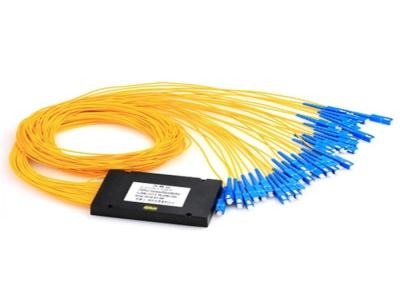 중국 1x32 SC UPC 아BS PLC 쪼개는 도구 1m 2.0mm 단일 모드 아BS FTTH 연결기 떠꺼머리 판매용