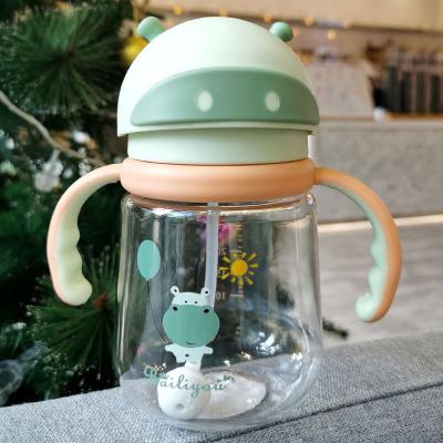 China Viable Kids Straw Drinking Cup Portable Handle Plastic Cup For Baby Safety for sale