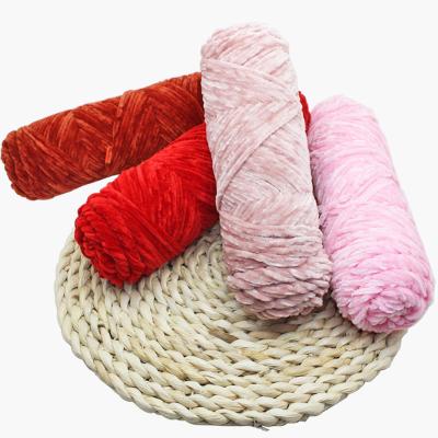 China Medium Thickness Full Polyester Wool Chenille Anti-bacteria Shiny Gold Chenille Velvet Hand - Woven Yarn Velvet Yarn Factory for sale