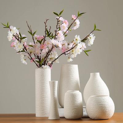 China Modern Matte White Color Nordic Flower Vase Ceramic Modern Vases For Home Decoration for sale