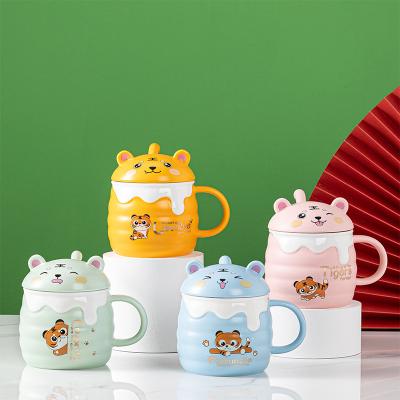 China Tiger Style Ceramic Mugs Cute Viable With Creative Coffee Tea Milk Lid Spoon Cartoon Morning Unique Porcelain Mug for sale