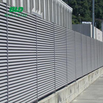 China Easily Assembled Adjustable Fence Panels Louver , Aluminum Slat Fence for sale