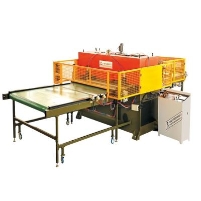 China Nonmetal Material Die Precision Four-Column Automatic Cutter HSC/Q Stepping Type Cutting Machine for sale