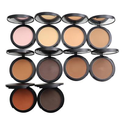 China Women's Natural Compact Foundation Powder Pallete Matte Velvet Skin Blurring Black Foundation Powder Palette for sale