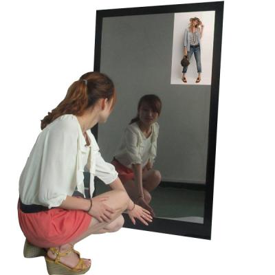 China Human Induction Table Stand Mirror LCD Display For Cosmetic Shelf 15.6