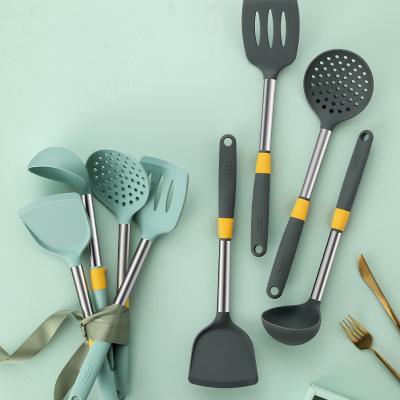 China Home and Kitchen Accessories 4PCS Food Kitchenware Spatula Heat Resistant Silicone Kitchen Utensils Set for sale