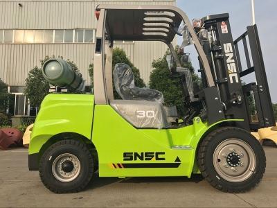 China Adjustable Cab Location 1.5t 2t 2.5t 3t 3.5t LPG Gasoline Forklift in High Demand for sale