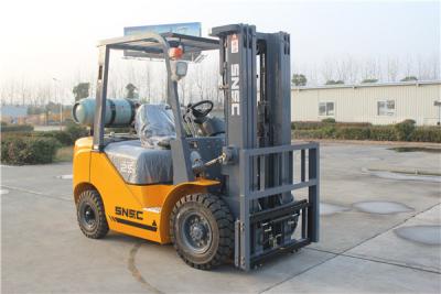 China Market 2.5 Ton Liquefied Petroleum Gas Forklift with Gas Cylinder at 500mm Load Center for sale