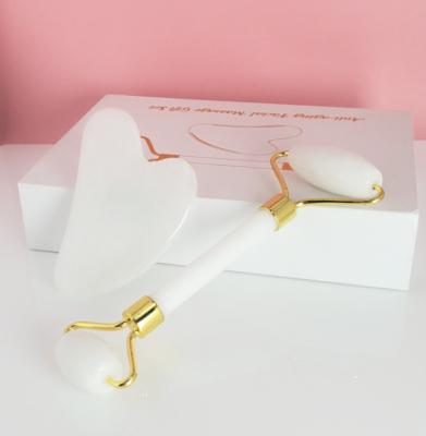 China Jade Roller And Gua Sha Kit For Reducing Puffiness, Falten, dünne Linien zu verkaufen