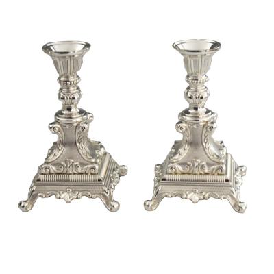 China Europe European Metal Silver Plated Wedding Decoration Table Standing Candle Holders for sale