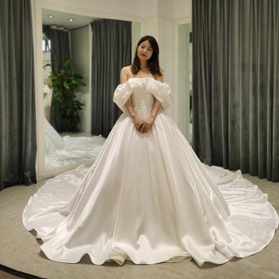 China Modest Party Anti-Static White Satin Bride Dress Wedding Long AmL 8298 Off The Shoulder Backless Simple Strapless Bridesmaid Famous for sale