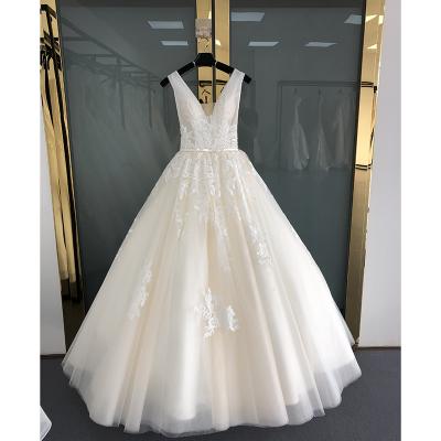 China AmL 6046 Anti-Static Beach Wedding Dresses White / Lvory Chiffon Lace Appliques Backless Vestido De Noiva Wedding Dress for sale