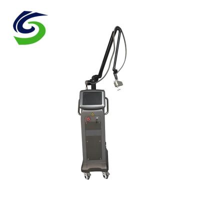 China Professional 10600nm Fractional CO2 Laser Beauty Machine Acne Freckles en venta