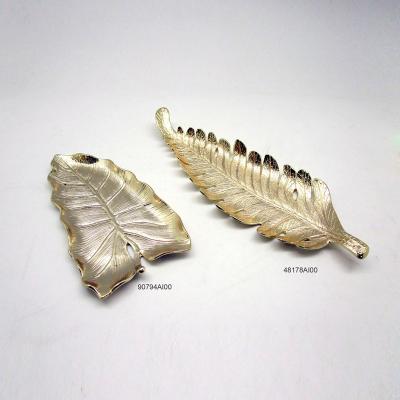 China DECORATIVE HANDMADE WEDDING GOLD zinc alloy LEAF SHAPED DISH RING EARRINGS NECKLACE ORGANIZER JEWELRY TRAY DISHES for sale