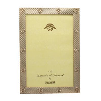 China DAISY 4X6 WHOLESALE METAL GOLD PHOTO GLASS PICTURES FRAME for sale