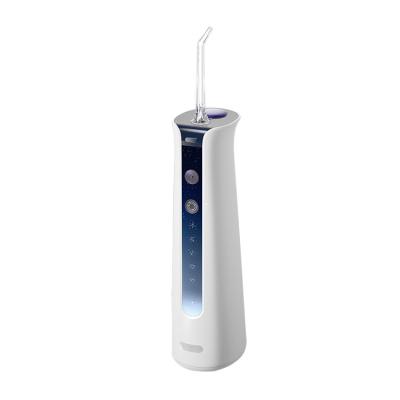 China 200ml Outdoor Waterproof Water Jet Oral Irrigator Dental Water Flosser IPX 7 Detachable for sale