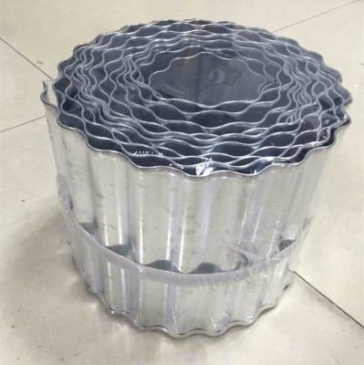 China Easily Assembled Durable Metal Hedge Garden Galvanized Steel Corrugated Edging for sale