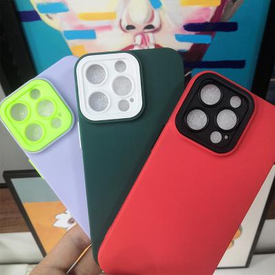 China New Arrival Luxury Liquid Rubik's Cube Silicone Straight Edge Phone Case Shockproof and Bags Custom Silicone Phone Case for sale