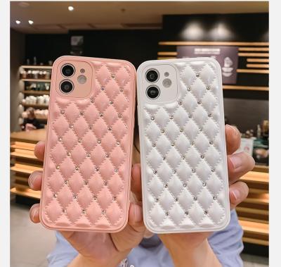 China Luxury Fashion Lamb Rhombus Shockproof Phone Case For X Xr Pro 11 12 Max Cover Device for sale