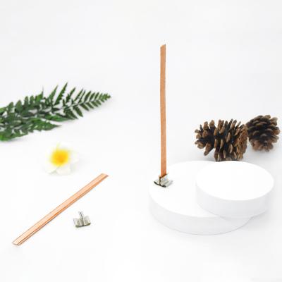 China Burnning Candle Popular Wood Wick Mental Base Candle Eco-friendly Make Wick Burning Crackling Accessory Wick Good for sale