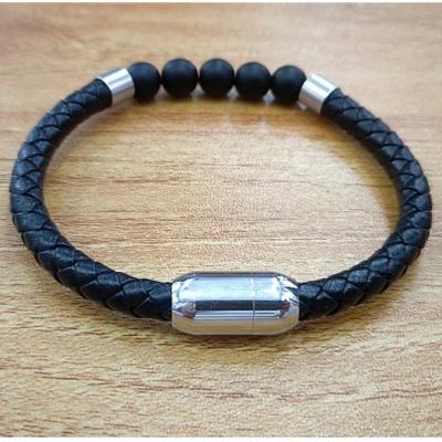 China 2022 New Design Fashionable Wholesale Fashion Handmade Bracelet Leather Material With Onyx Beads Charm Bracelet For Men for sale