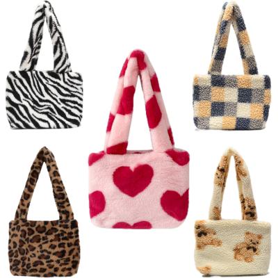 China Designer Cute PORTABLE Casual Cartoon Heart Plaid Fashion Fur Shoulder Bags Leopard Handbags For Women Luxury Ladies for sale