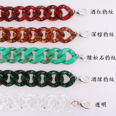 China Large Width 4CM Acrylic Bag Chain Stuff Chain Acrylic Handbags Accessories for sale