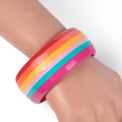 China 2021 New Vintage Fashion Style Rainbow Styles Acrylic Bangles Bangles Jewelry For Woman for sale