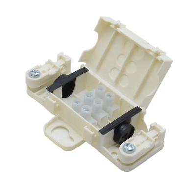 China Waterproof IP44 Screwless 3 Pole Junction Box CE , VDE 71*41.5*16 Fog Proof Junction Box for sale