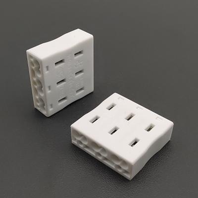 China Ultrathin LED Lighting 2 Pin Screwless Quick Terminal Block Connector for sale