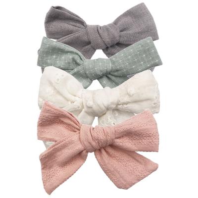 China Cotton Set Of 4 Clip Bow Hair Accessories Girl Baby Shower Gift Swiss Cross And Lace Hair Bow Clips for sale