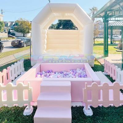 China New Design Outdoor Entertainment Foldable Soft Playground For Kids Inflatable White Bounce House With Ball Pit for sale