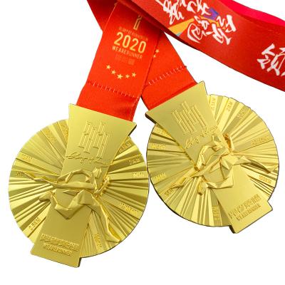 China Europe Wholesale Custom Design Your Running Gold Medal Marathon Sports Metal Medal for sale