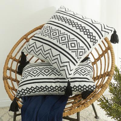 China Folded Geometric Jacquard Pillow Cover Sofa Cushion Chenille Tassel Pillow Cover For Home for sale