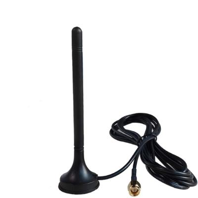 China ABS+PCB Directional Car Antenna Omni 4G LTE, GSM 3G LTE 4G Whip Antenna With Magnetic Base for sale