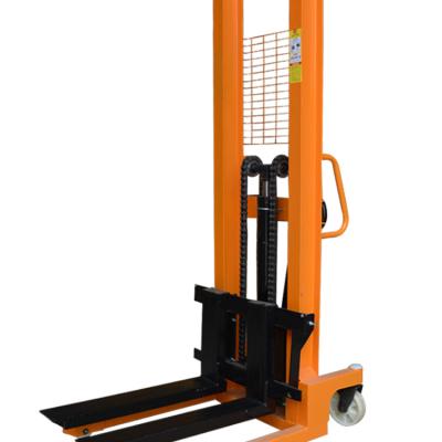 China Adjustable Size Hydraulic Pump 1 ton Manual stacker with 1600mm lift height en venta