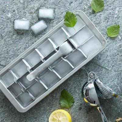 China Amazon New Design Stainless Steel Viable Hot Ice Cube Tray With Lids Ice Cube Mold For Whiskey Storage Cocktail Ice Cube Tray Custom for sale