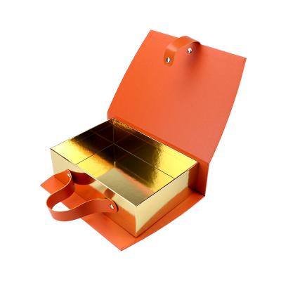 China Fap Recyclable Shallow Paper Gift Box With Closure Buckle Hard Box for sale