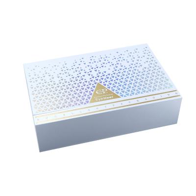 China Recyclable Magnetic Closure Packaging Box Cosmetic Box With EVA Tray Cushion for sale