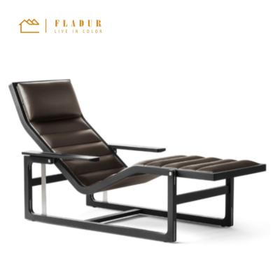 China Elegant Upholstery Wood Leather Lounger Frame Extended Clining Chair For Outdoor Lounge for sale