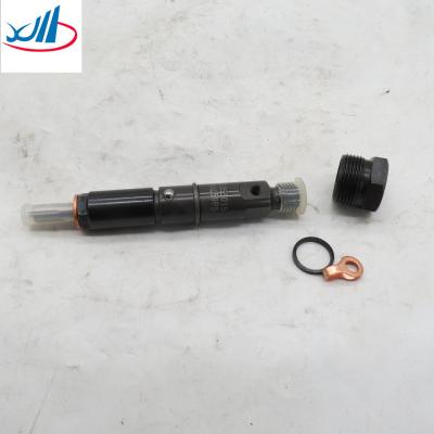 China Gearbox Spare Parts Diesel Fuel Injector D0800-1112100B-005 For BUS Engine Oil Supply System for sale