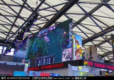 China Large P6mm Semi Outdoor LED Video Walls Viewing Distance 5 - 50m for sale