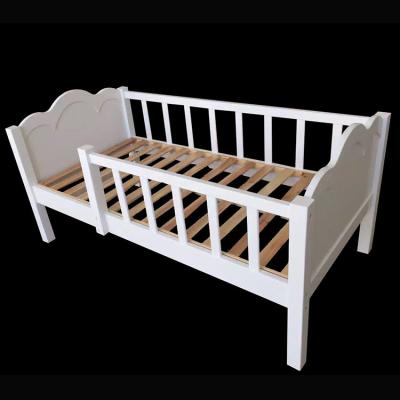 China High Quality Healthy Safe BOARD Baby Solid Cradle Bed for sale